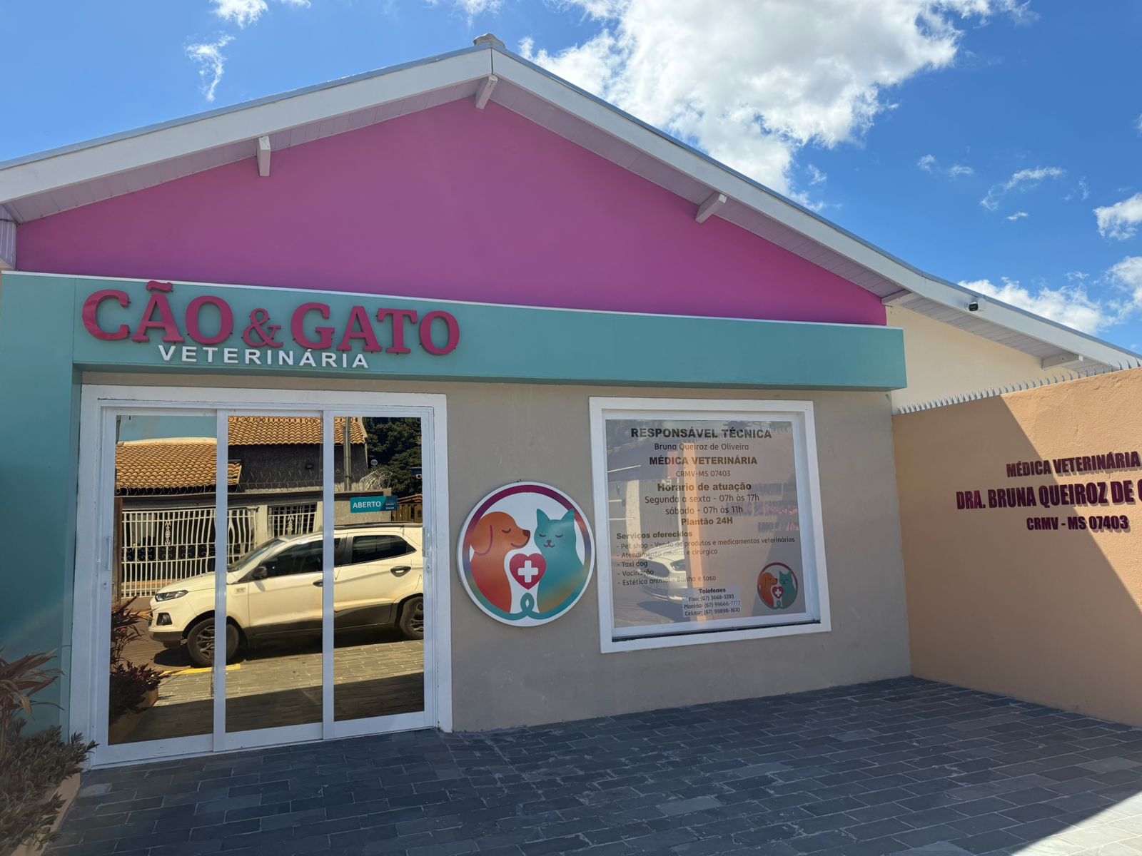 Fachada da Cão & Gato Veterinária em Paranaíba-MS